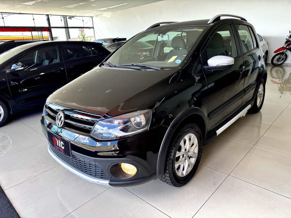 Volkswagem CROSS FOX 1.6 FLEX - 2014 CROSS
