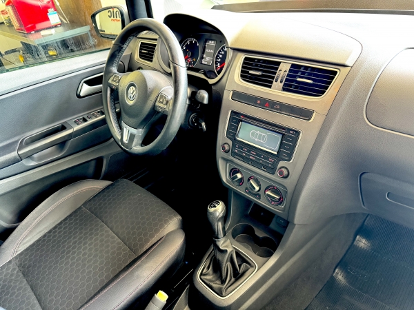 Volkswagem CROSS FOX 1.6 FLEX - 2014 CROSS