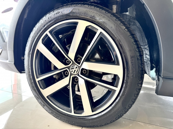 Volkswagem FOX 1.6 FLEX 2021 - 33MIL KM EXTREME