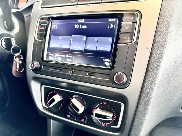 Volkswagem FOX 1.6 FLEX 2021 - 33MIL KM EXTREME