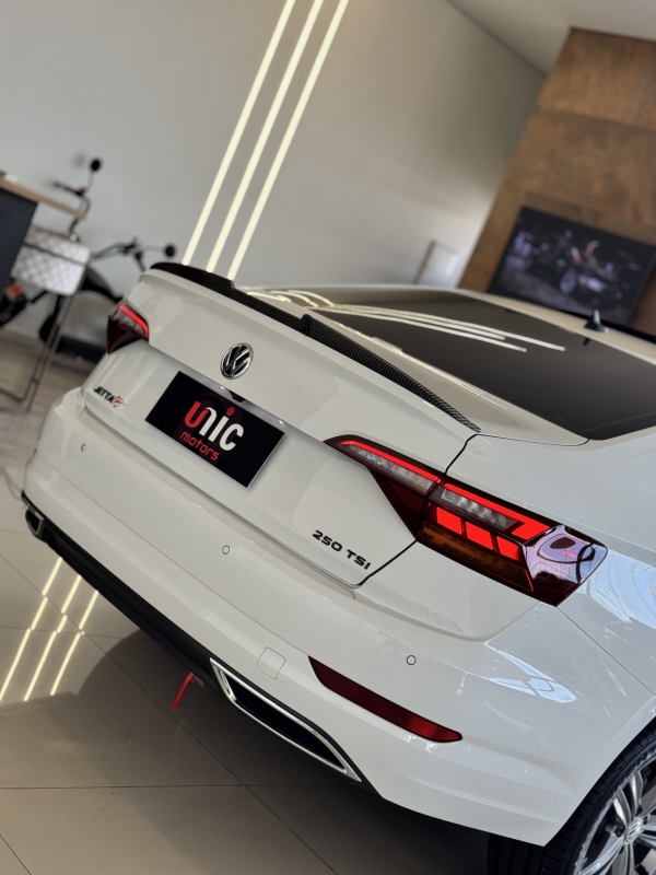 Volkswagem Jeta R-Line 250TSI Aut. 2018 + TETO R-LINE + TETO