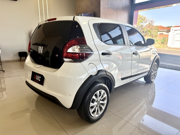Fiat MOBI - LIKE 1.0 fireFly flex 38MIL KM LIKE