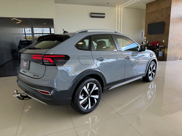 Volkswagem NIVUS HIGHLINE 1.0 TURBO AUT. 2021 HIGHLINE  200TSi