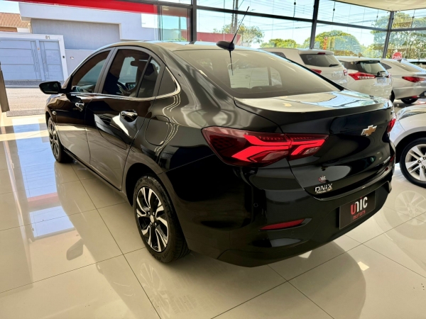 Chevrolet ÔNIX PLUS 1.0 TURBO - Aut Premier II - único dono Premier II