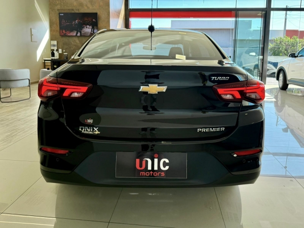 Chevrolet ÔNIX PLUS 1.0 TURBO - Aut Premier II - único dono Premier II