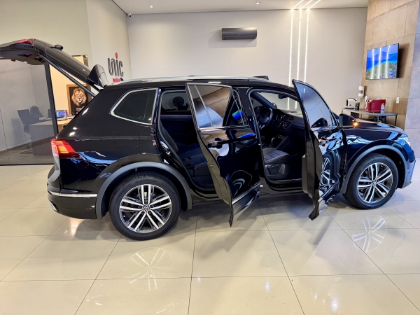 Volkswagem Nova Tiguan 300TSI - 7Lugares 2024 R-LINE + TETO