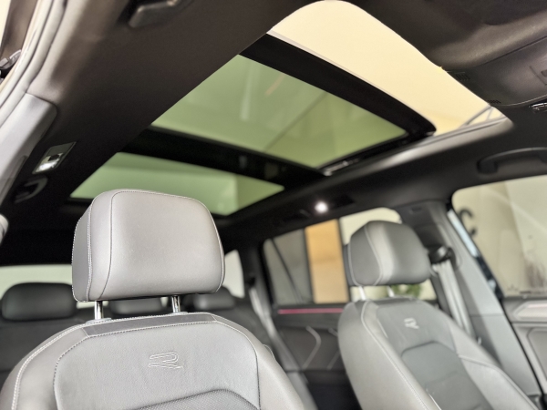 Volkswagem Nova Tiguan 300TSI - 7Lugares 2024 R-LINE + TETO