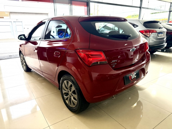 Chevrolet ONIX - 2021  JOY Black  37mil KM JOY Black
