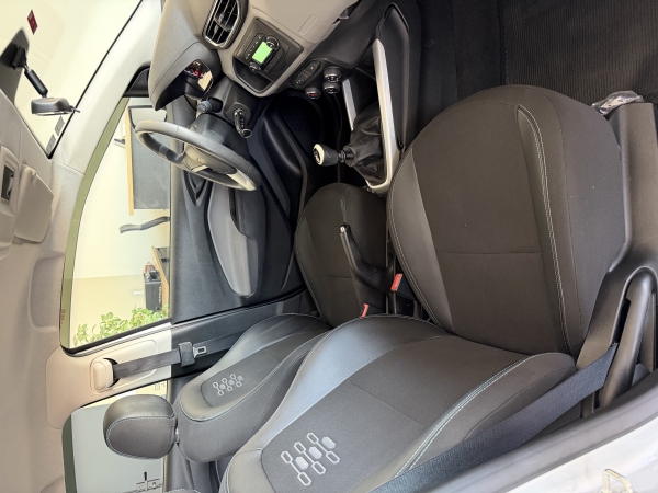 Chevrolet ONIX  LT 1.0 - Flex 38mil km  - Unico Dono LT