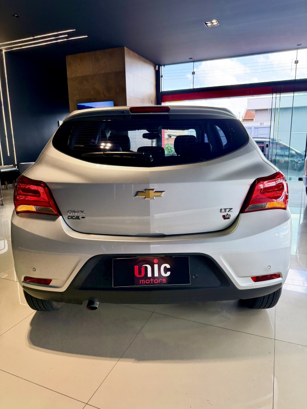 Chevrolet ONIX LTZ 1.4 FLEX AUT. 40 MIL KM LTZ
