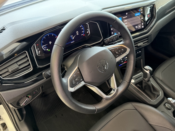 Volkswagem Volkswagen POLO TSI - 2024 HIGHLINE