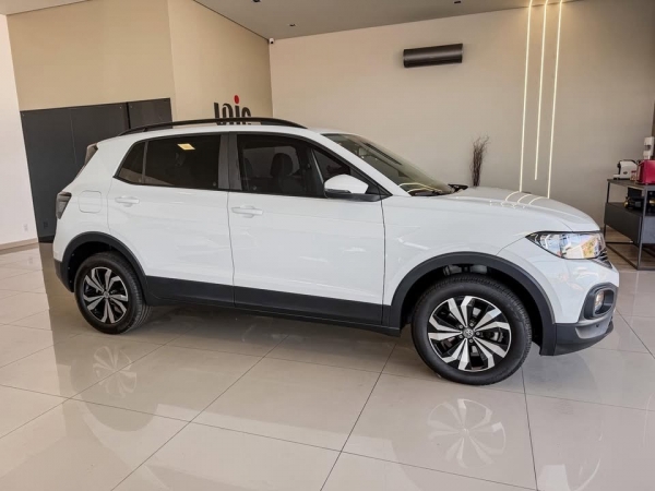Volkswagem VOLKSWAGEN T-CROSS - 2021 Sense 200TSI