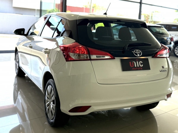 Toyota Yaris HATCH - 2022 MOD. XL LIVE - Aut, CVT XL LIVE